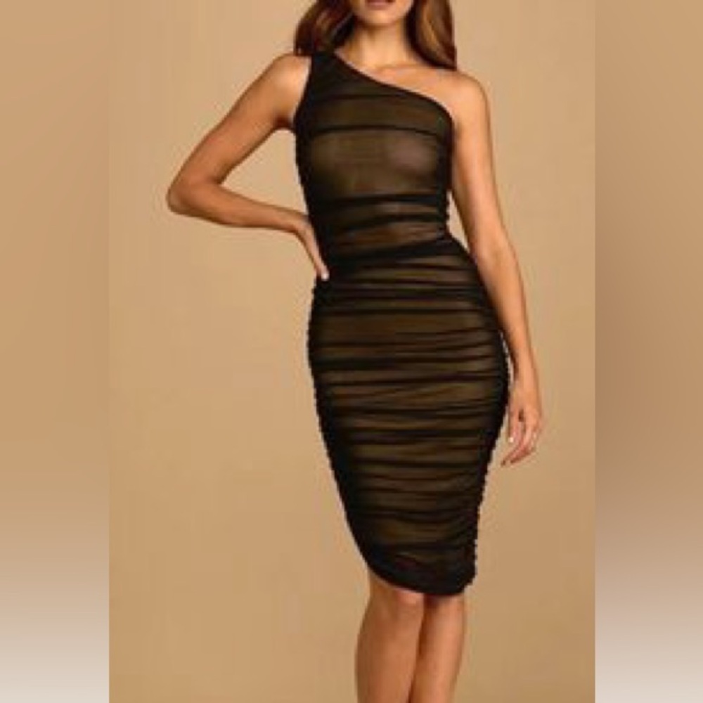 NWT Lulus Midi Dress